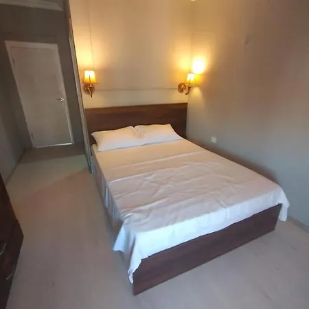Elda Prestige Apt 2 *
