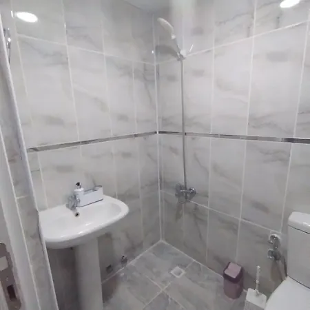 Elda Prestige Apt 2 *